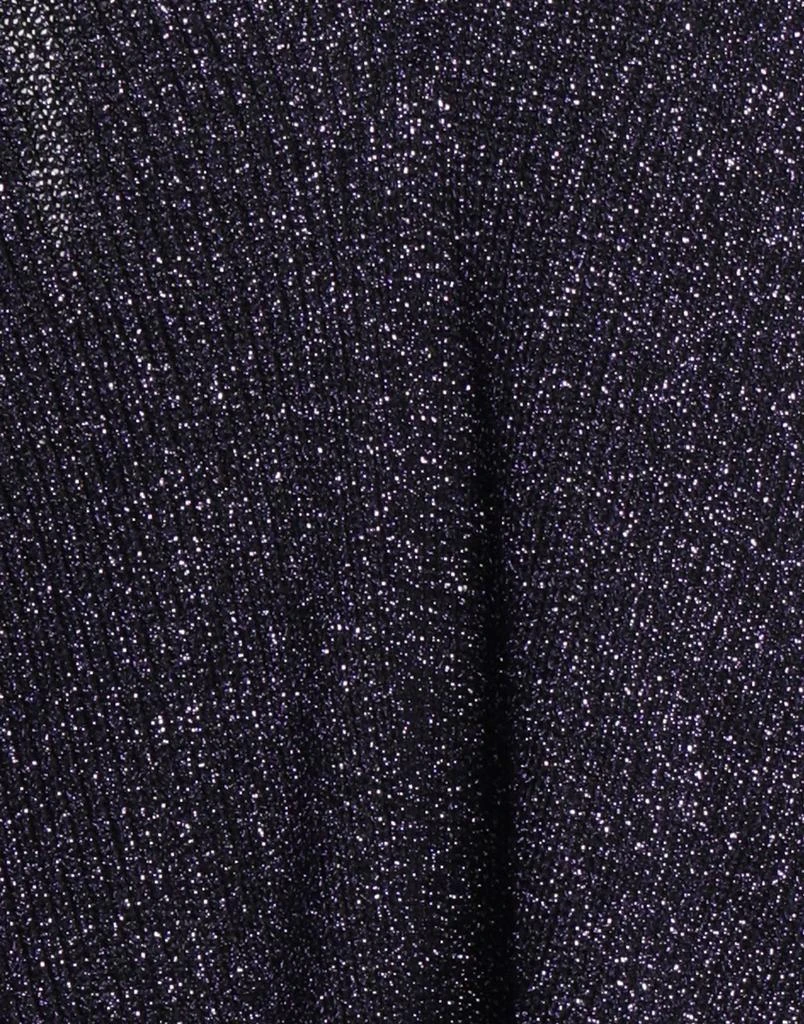 KAOS Sweater 4