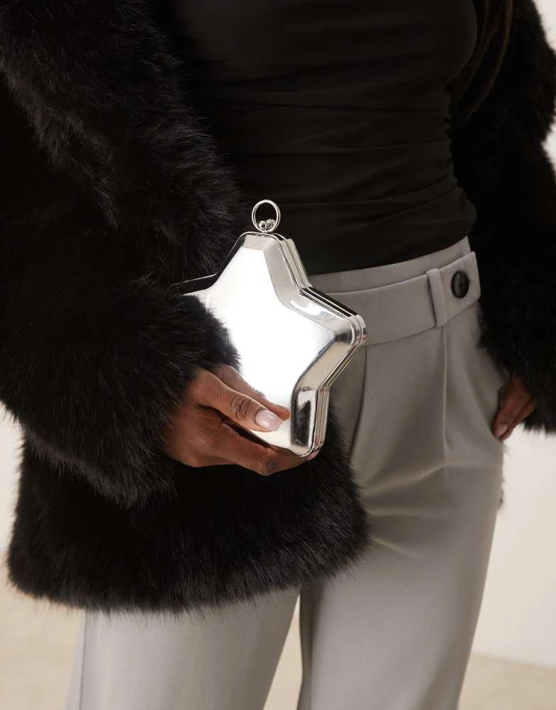True Decadence True Decadence metallic star clutch bag in silver 1