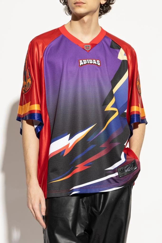 Adidas V-neck T-shirt 3
