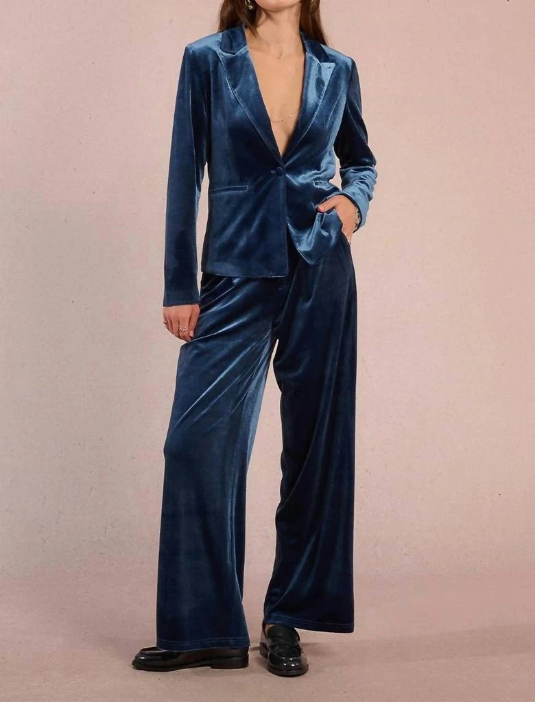 Molly Bracken Molly Bracken - Straight Velvet Knitted Blazer 2