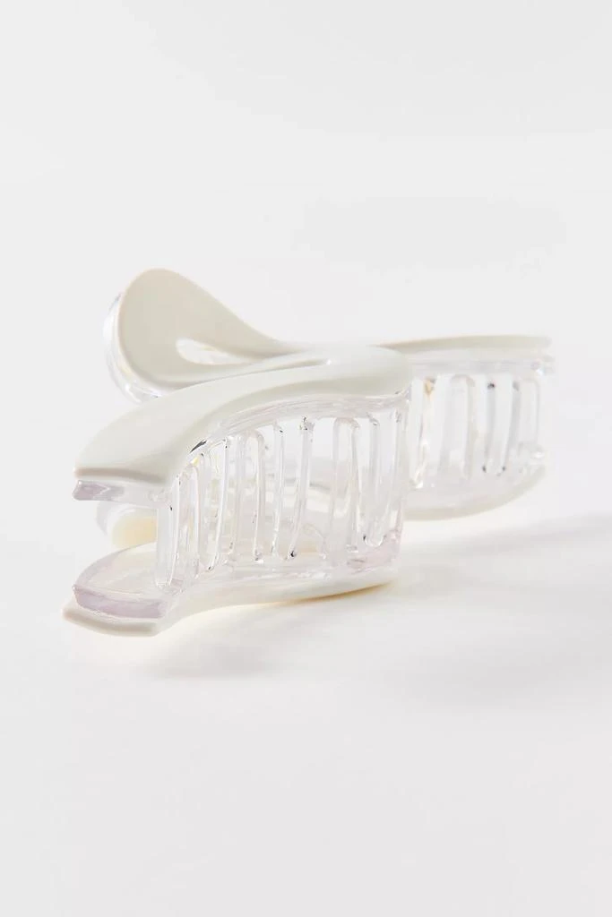 Urban Outfitters Marlowe Wave Resin Claw Clip 4