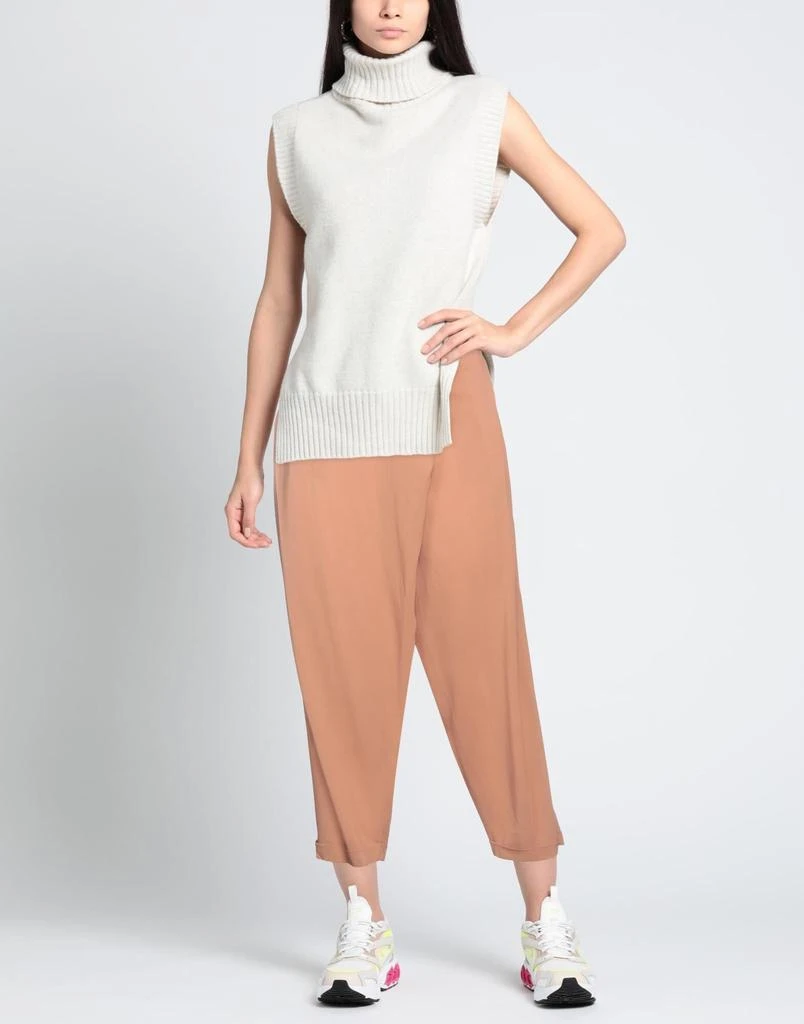 Alberto Biani Casual pants 2