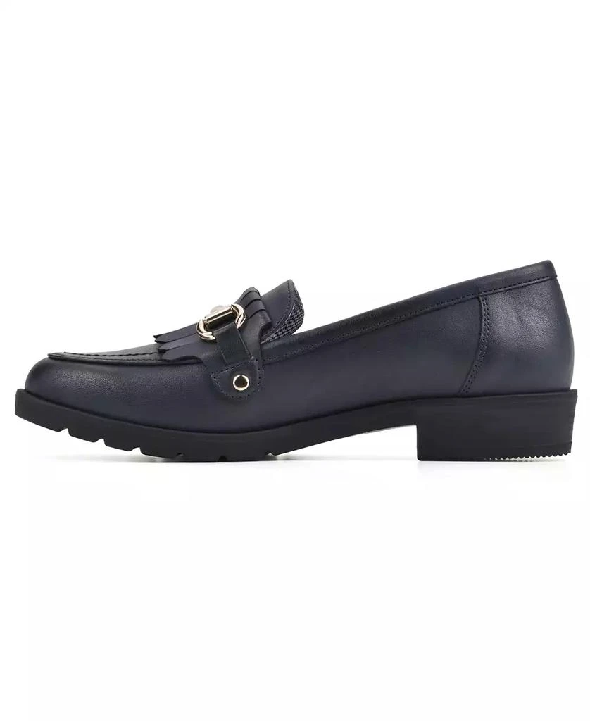 White Mountain Women's Galeena Chain Detail Flat 6