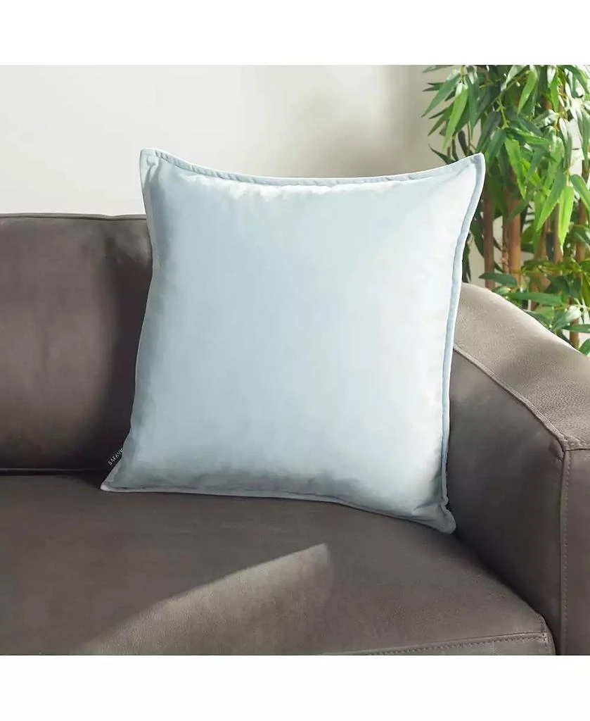 Safavieh Lornis 18" x 18" Pillow 2