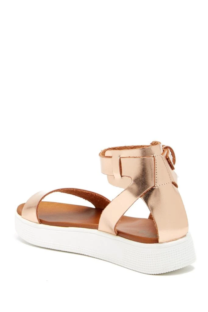 MIA Ellen Platform Sandal 2