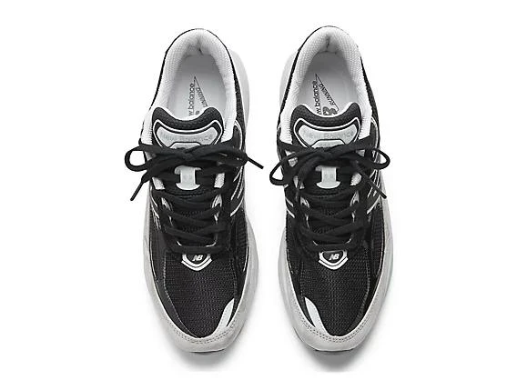 New Balance Made in USA 990v6 3