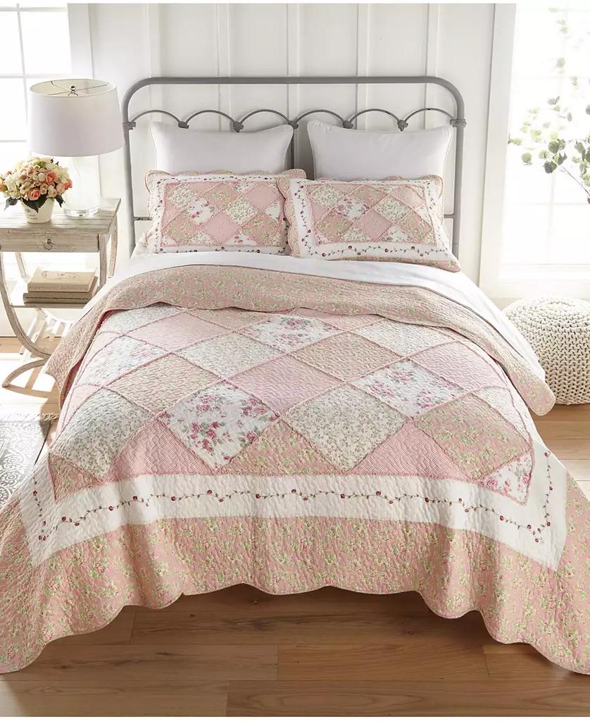 Donna Sharp Strawberry Garden 3 Piece Cotton Quilt Set