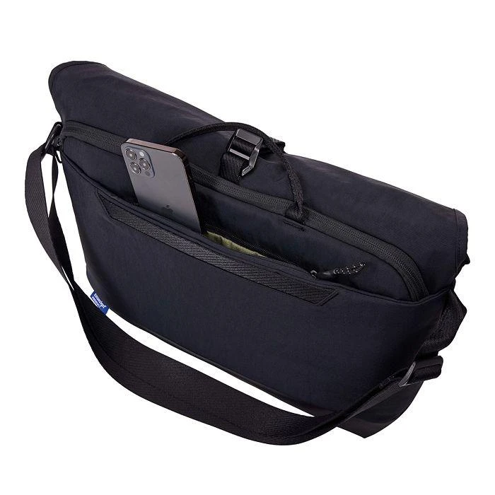 Thule Paramount 14L Crossbody Bag 9