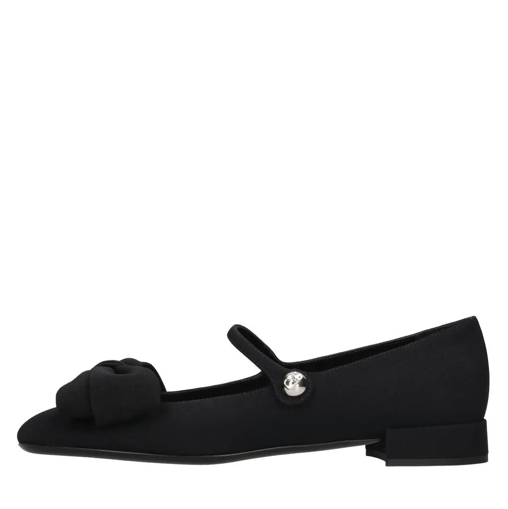 Valentino Garavani Flat shoes