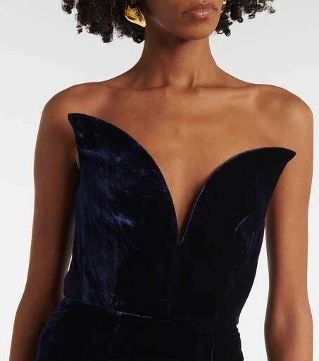 ROLAND MOURET Strapless velvet gown 4