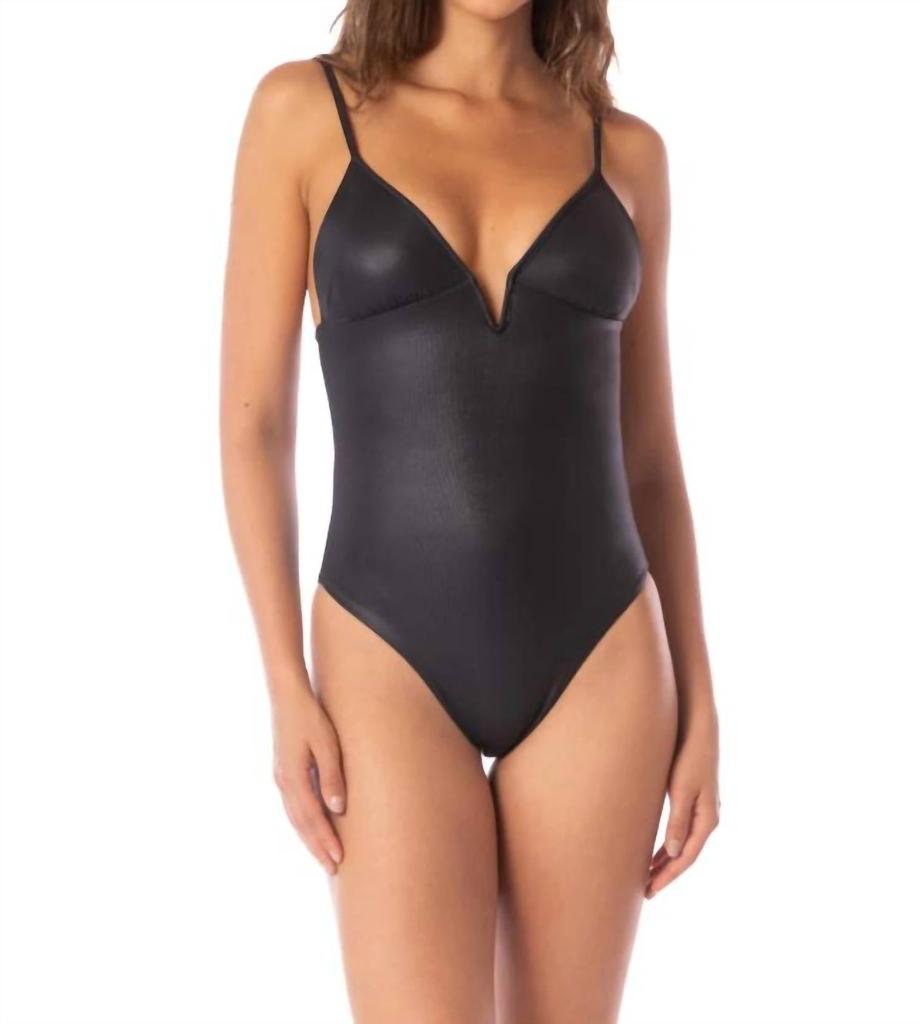 Maaji Parady Signature Cut V Wire One Piece In Onyx Black