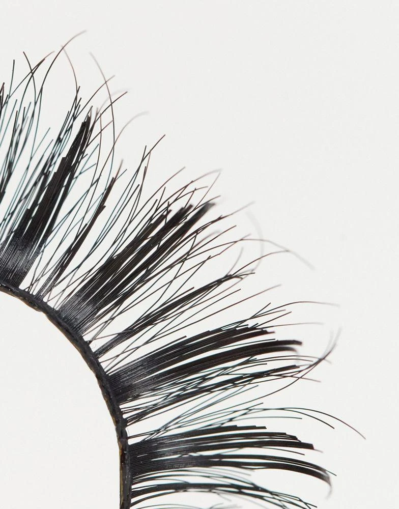 Huda Beauty Huda Beauty Classic Lash Samantha #7 3