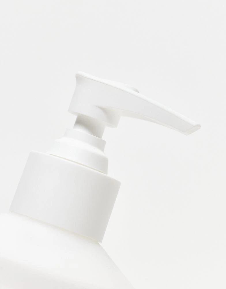 & Other Stories & Other Stories hand lotion in miami muse 4