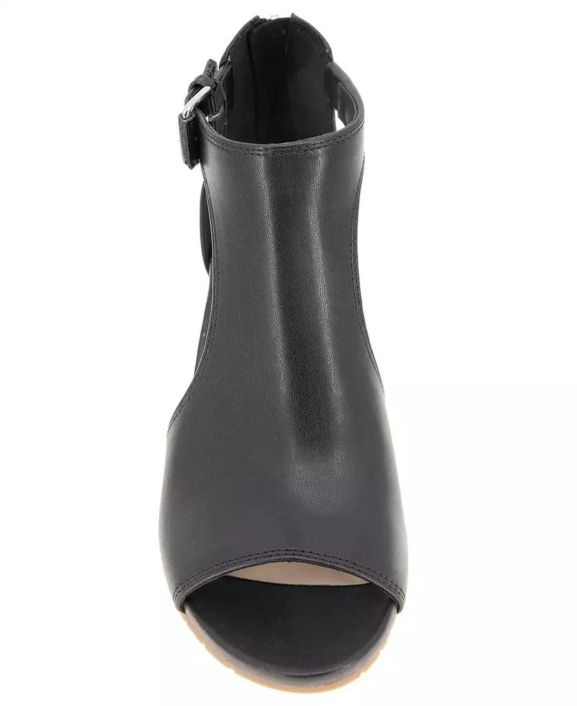 Kenneth Cole Women's Gracie Wedge Sandals 8