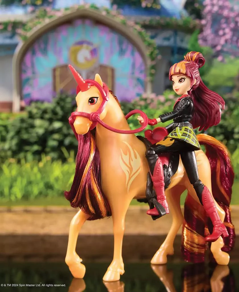 Unicorn Academy Valentina Cinder Set with 2 Riding Toys 4