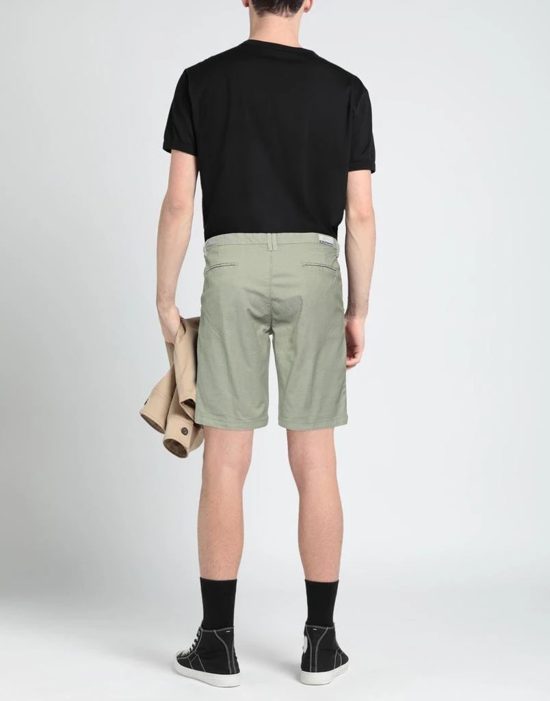 YES ZEE by ESSENZA Shorts & Bermuda 3