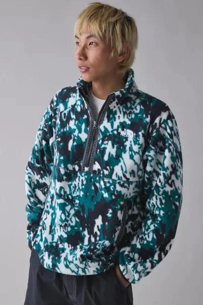 The North Face The North Face Fleeski Patterned Quarter Zip Fleece Sweatshirt 1