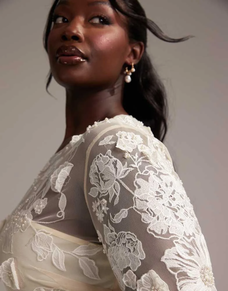 ASOS DESIGN Curve long sleeve embroidered mini wedding dress in cream – On  Sale Now with Up to 56% Off