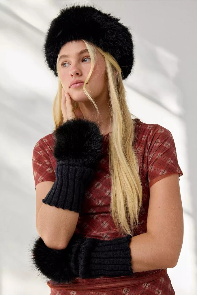 Mylo Fawn Beanie – On Sale Now with Up to 41% Off | Discover  display picture 1