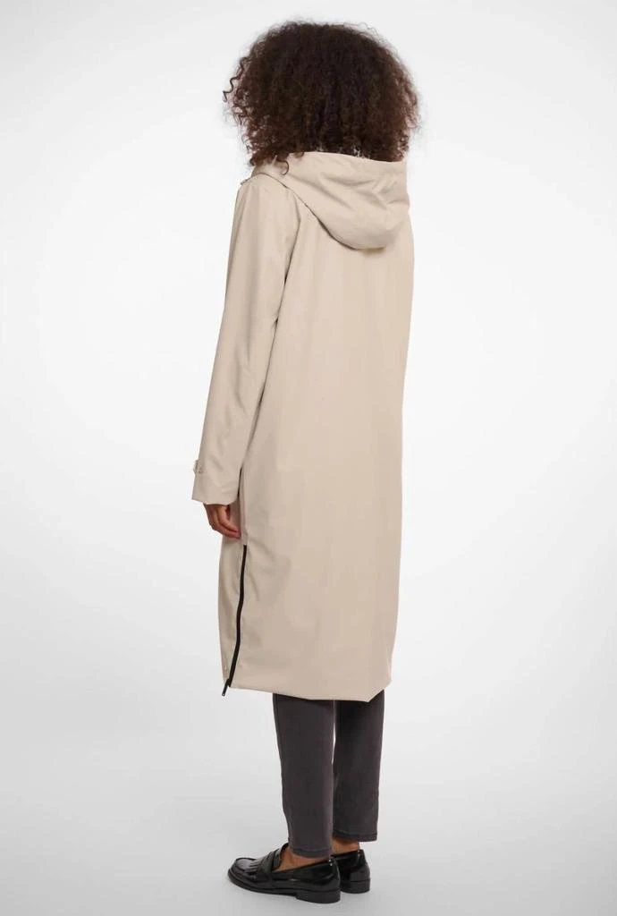 RINO
PELLE Rino
Pelle - India Raincoat 2
