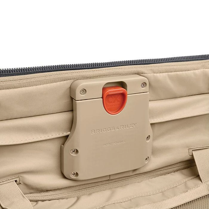 Briggs & Riley Baseline Large Expandable Spinner Suitcase 9