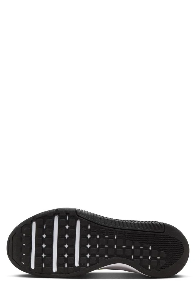 NIKE MC Trainer 3 Training Shoe 5