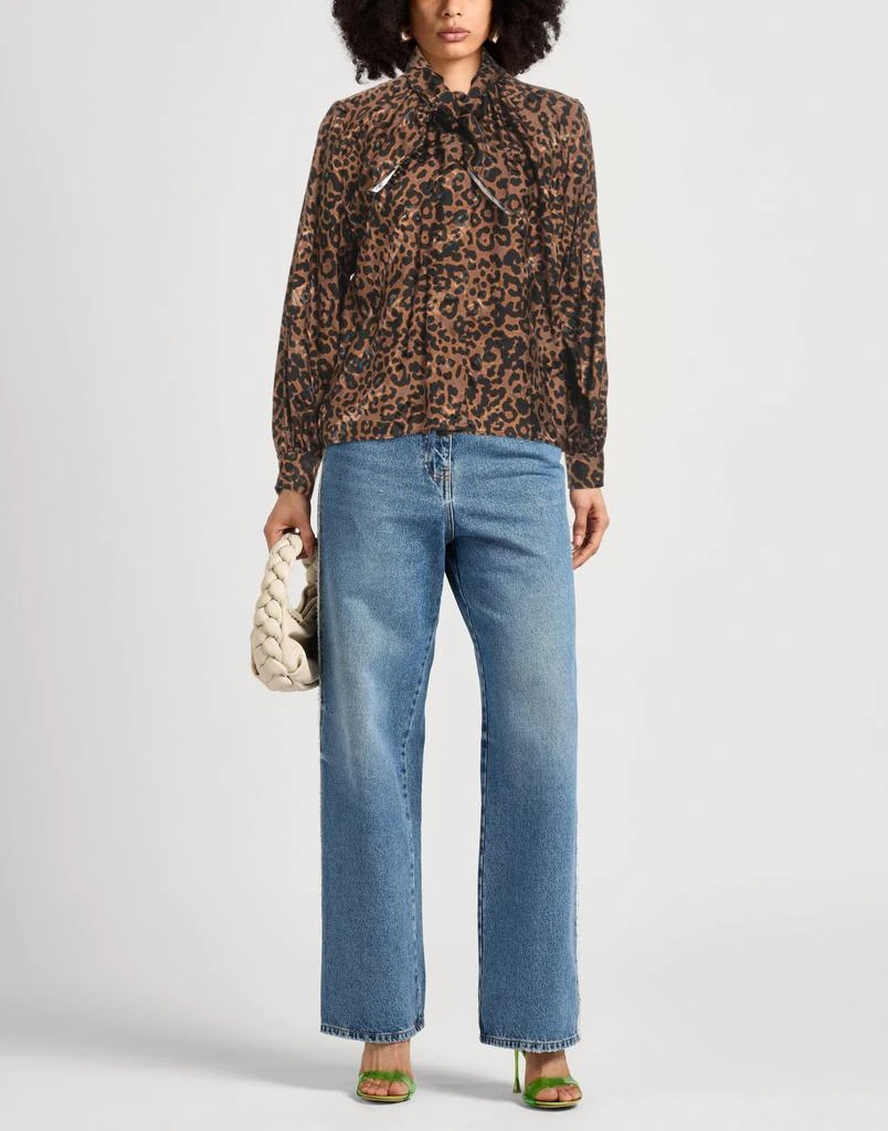 Vetements Patterned shirts
blouses 2