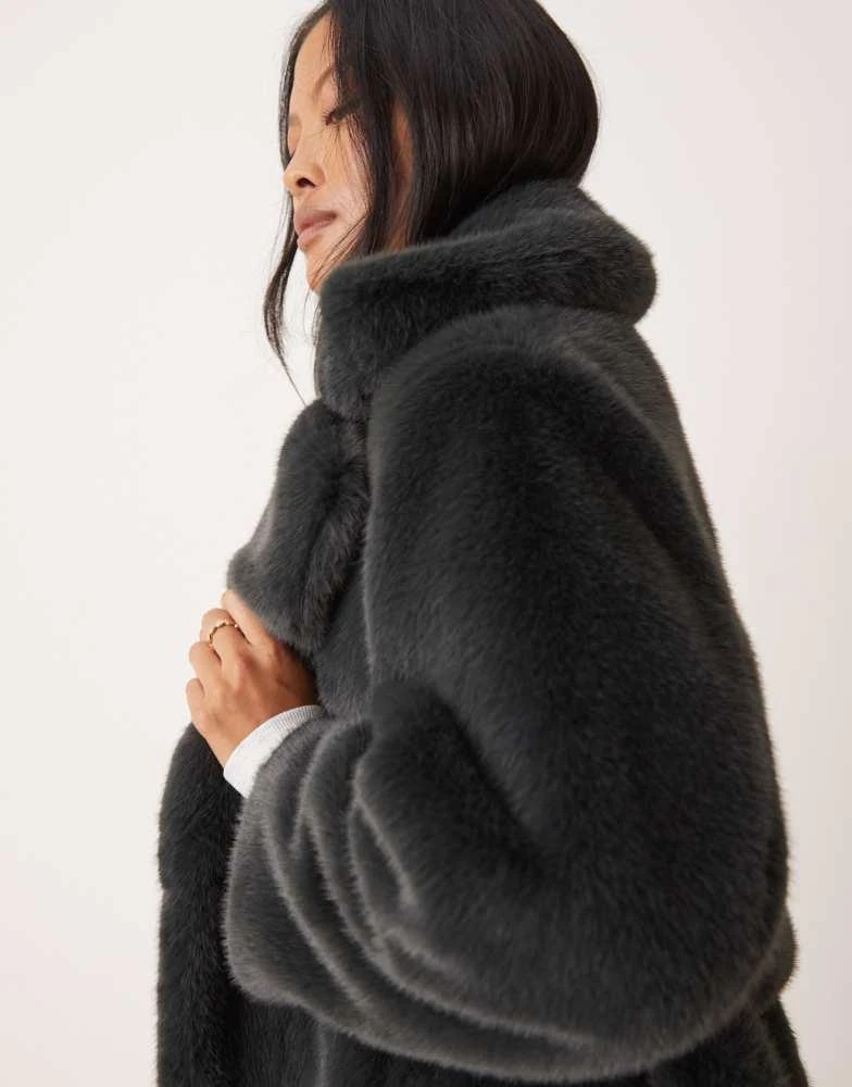 ASOS ASOS DESIGN Petite longline belted faux fur coat in forest green 3