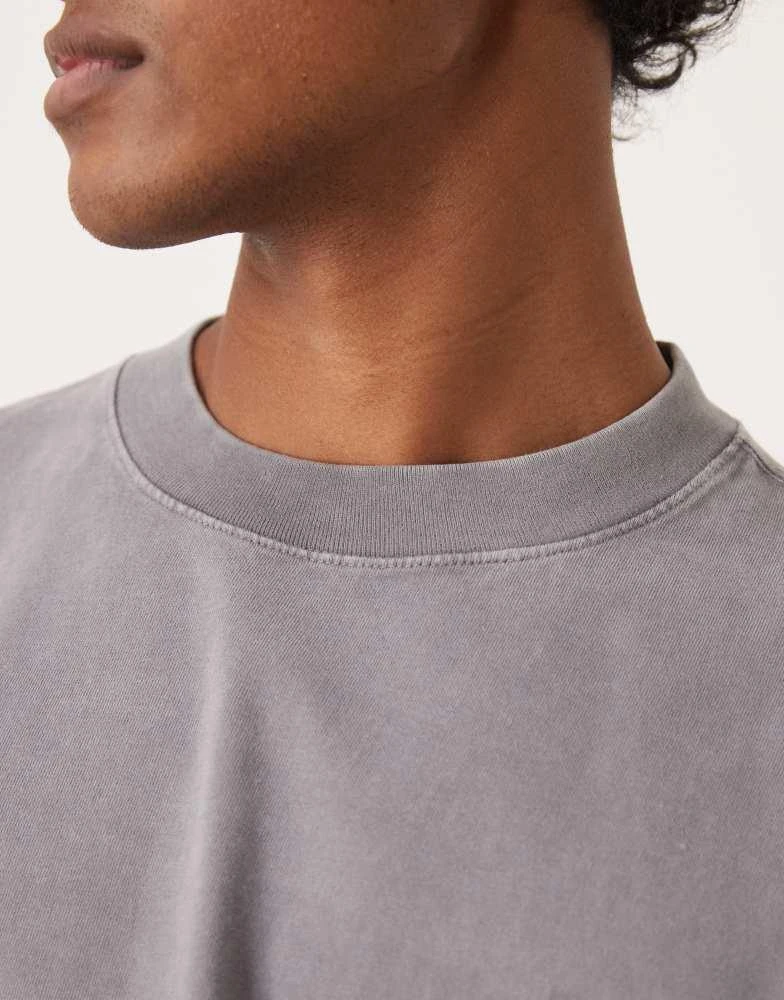 Abercrombie & Fitch Abercrombie & Fitch premium cropped t-shirt in grey wash 3