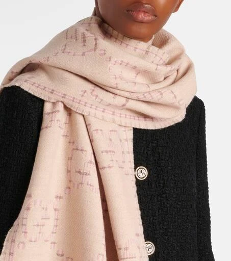 Gucci GG wool-blend jacquard scarf 3
