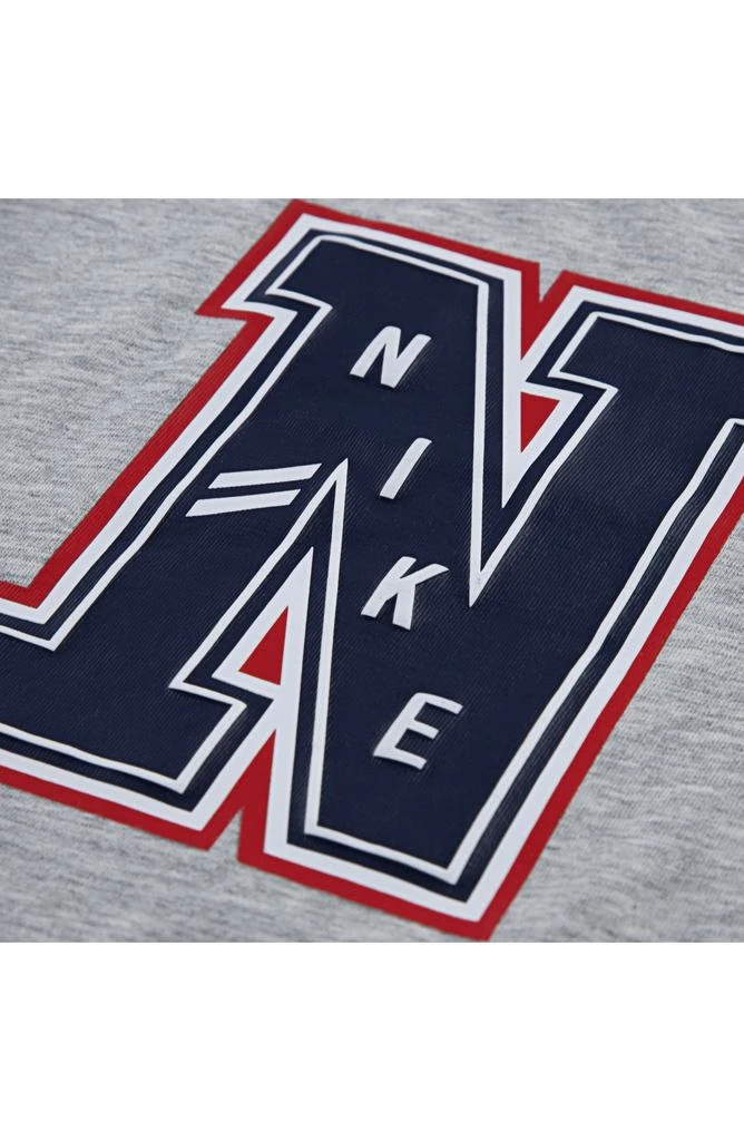 NIKE Sportswear Graphic T-Shirt, Fleece Hoodie 
Pants Set 5