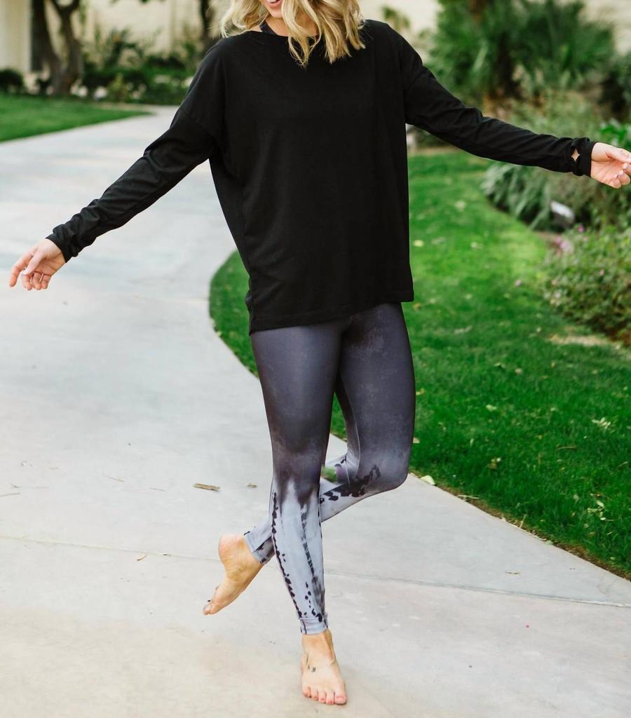 Onzie Diamond-Back Top In Black