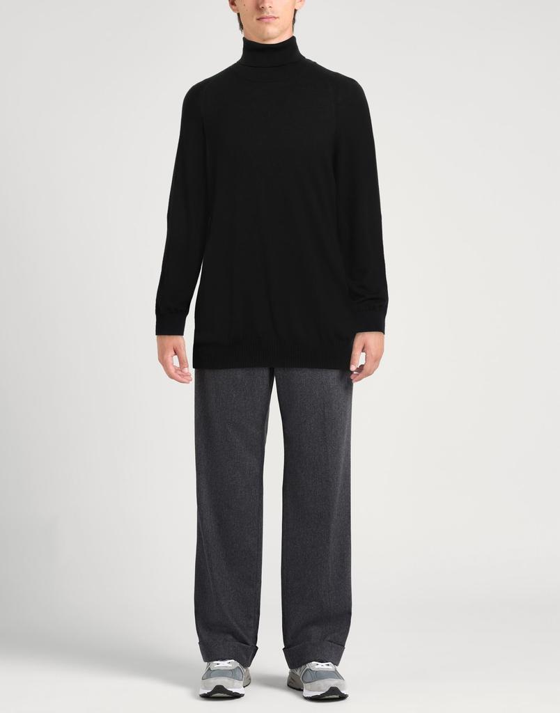 Sease Turtleneck