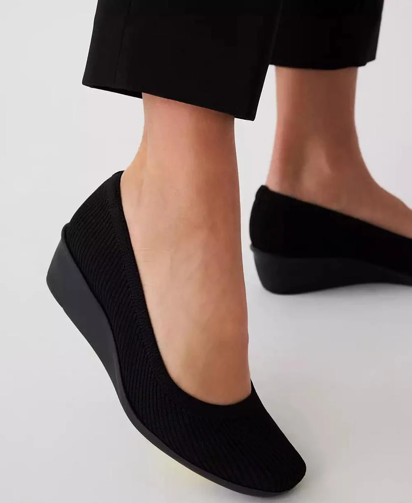 Anne Klein Women's Wisher Wedge Slip On Flats 8