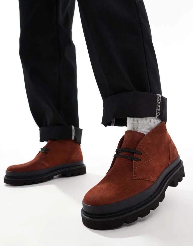 Clarks Clarks Badell Desert boot in chestnut 1