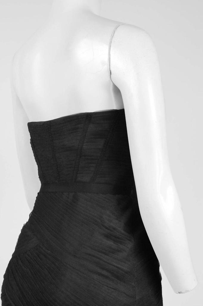Monique Lhuillier Monique Lhuillier - Women's Pleated Strapless Mermaid Dress
