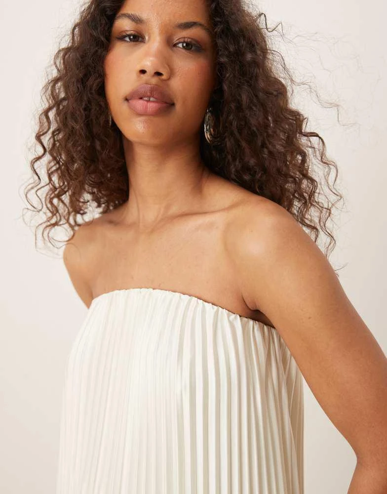 Six Stories Six Stories pleated bandeau maxi dress with detachable neck  scarf in oyster - Dresses & Skirts - Free Shipping - BeyondStyle