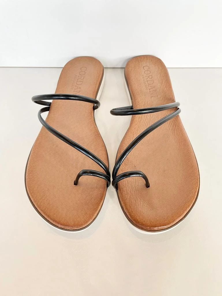 CORDANI Women Floria Leather Toe-Ring Sandal In Black 3