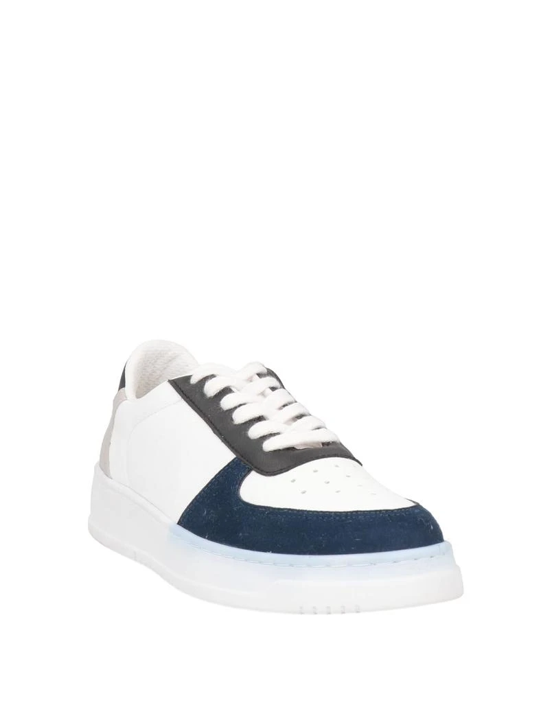 TSD12 Sneakers 2
