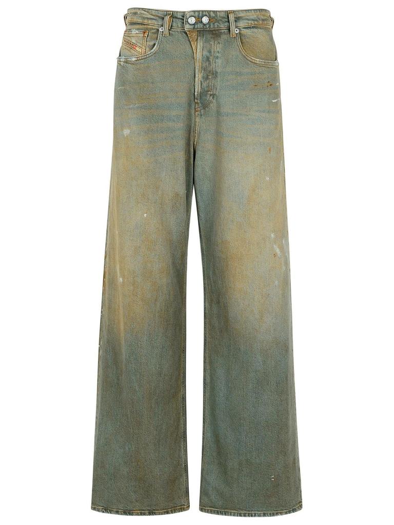DIESEL デニムRelaxedJeans 1996 D-Sire 007x4 Shop Diesel 1996 D-Sire 007z4 Relaxed Jeans on Sale at BeyondStyle