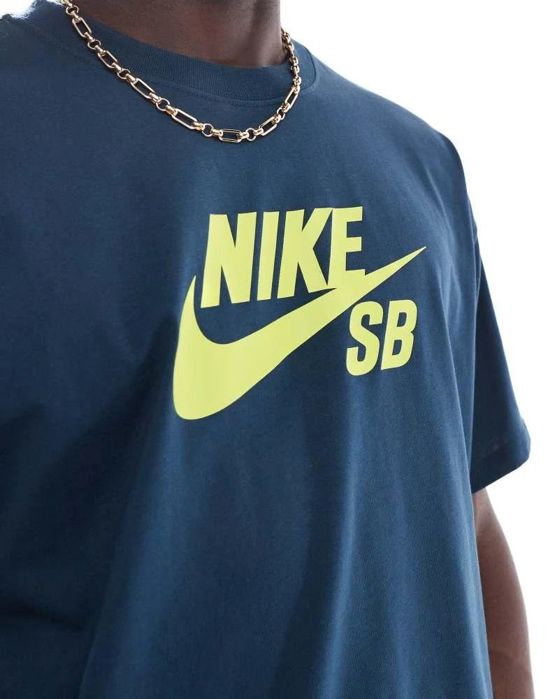 NIKE Nike SB central logo t-shirt in navy 3