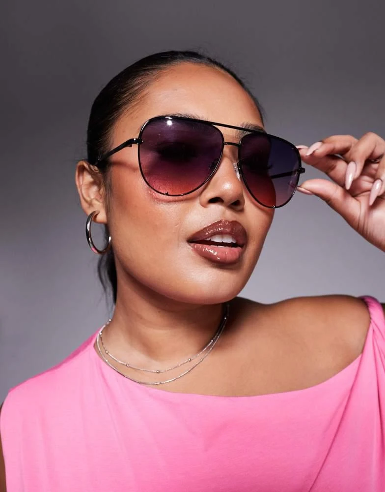 Shop Quay high key metal aviator sunglasses in black with  display picture 1
