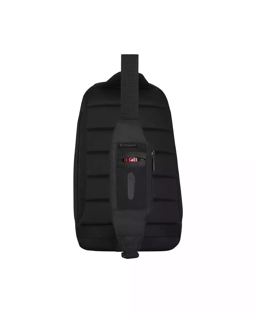 Victorinox Altmont Professional Tablet Sling 3