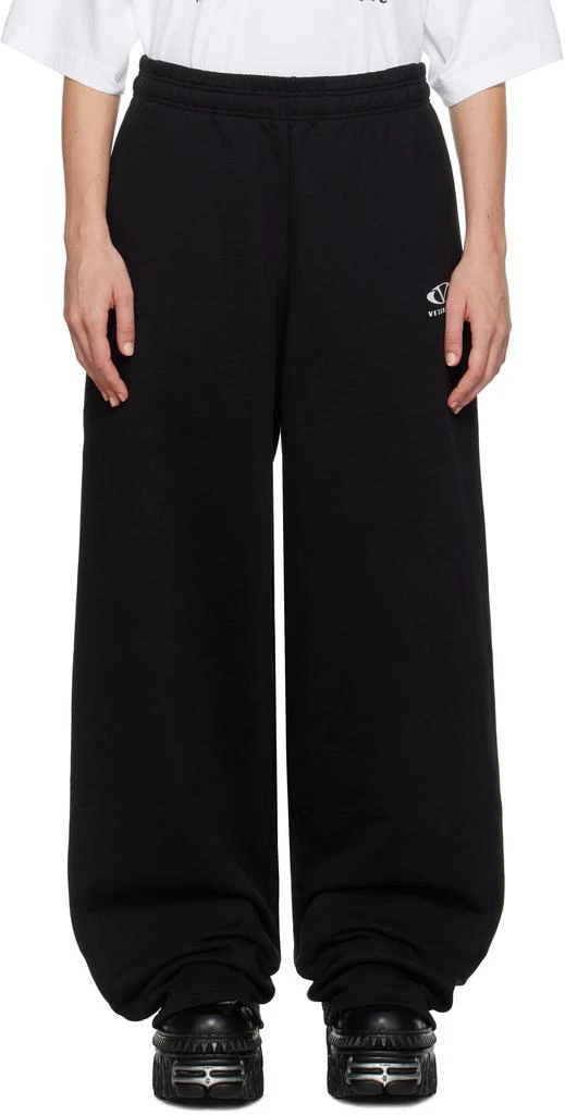 Vetements Black Oval Logo Sweatpants 1