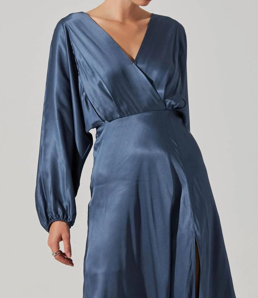 ASTR Kimiko V-Neck Midi Dress In Blue 2