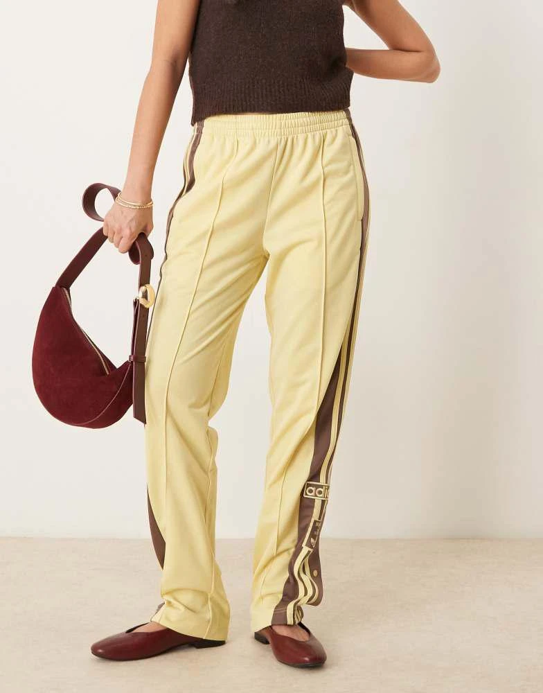 Adidas adidas Originals Adibreak track pants in yellow and brown 5