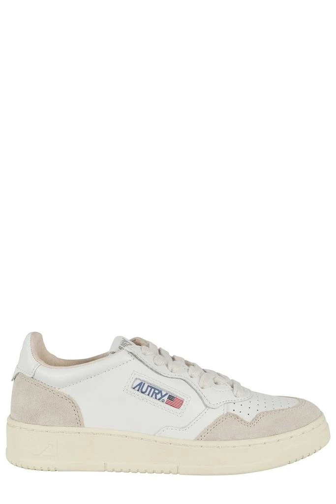 Autry Medalist Low Sneakers 2