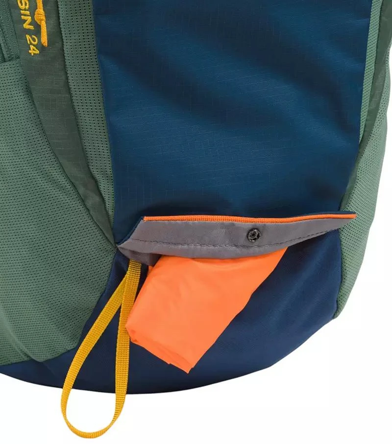 The North Face The North Face Basin 24 Daypack 5