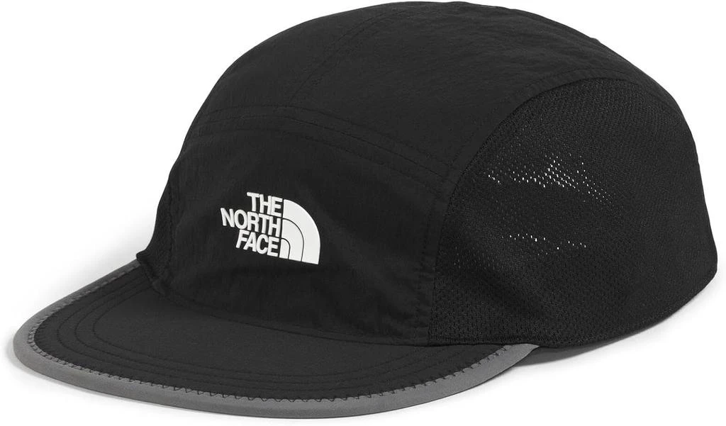 The North Face Class V Camp Hat - Moisture Wicking Ball Cap for Men
Women, Breathable Mesh Underbrim
Side Panels, TNF Black, One Size