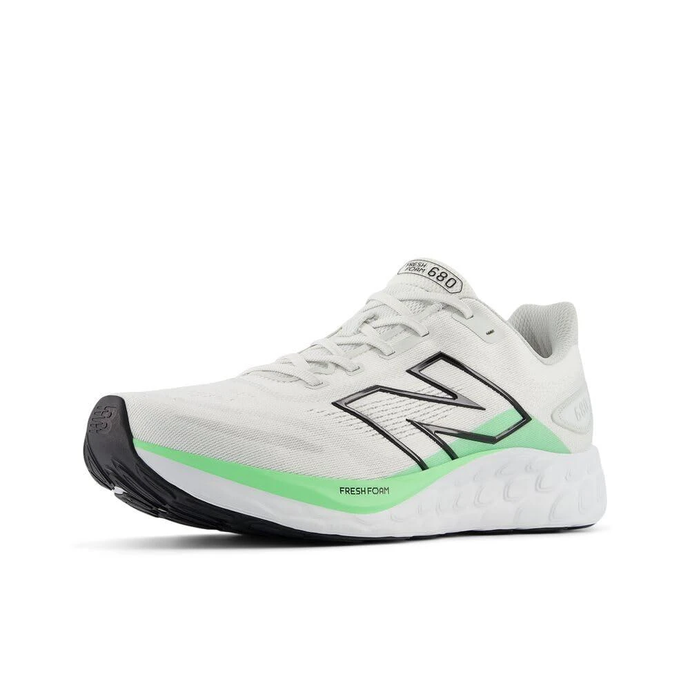 New Balance New Balance Men
s Fresh Foam 680 V8 Running Shoe 1